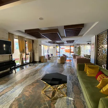 Aparthotel Alara Park *